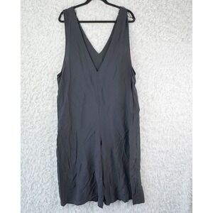 GOOD LUCK GEM Black V Neck Sleeveless Wide Leg Jumpsuit Romper Plus Size XL‎ NWT